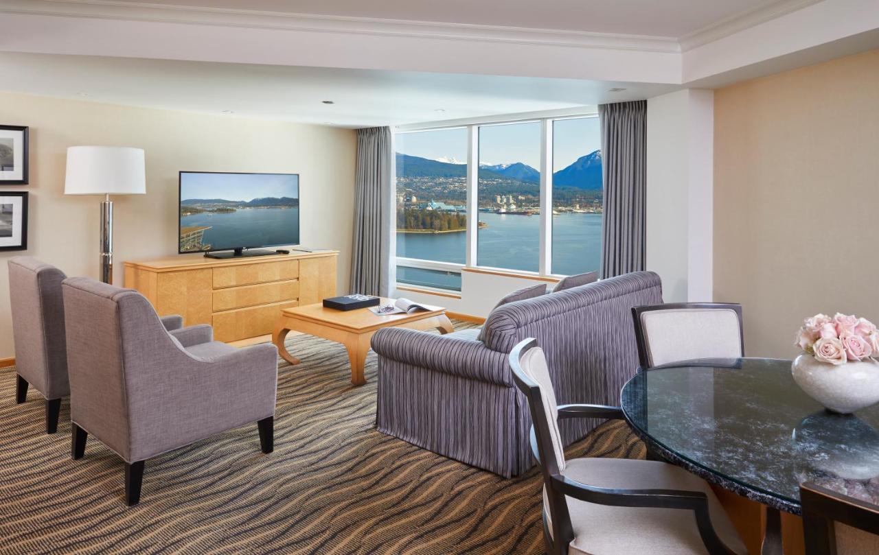 Pan Pacific Vancouver Exterior photo Living room of a suite at the Delta Bessborough