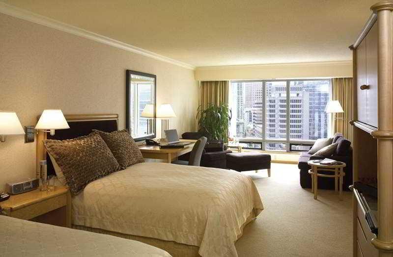 Pan Pacific Vancouver Room photo A room at the Mandarin Oriental, Hong Kong