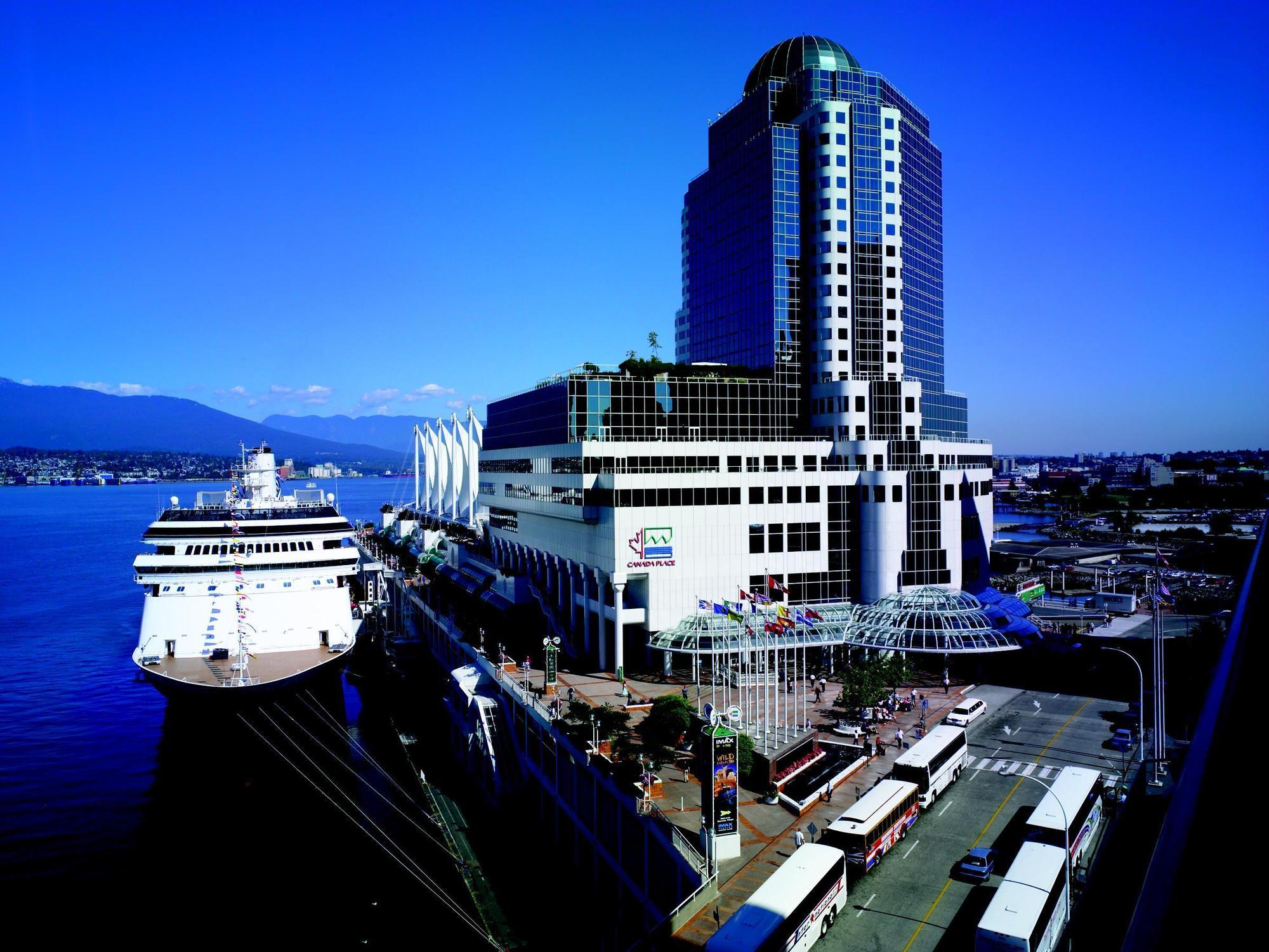 Pan Pacific Vancouver Exterior photo The Westin Vancouver Harbour Hotel