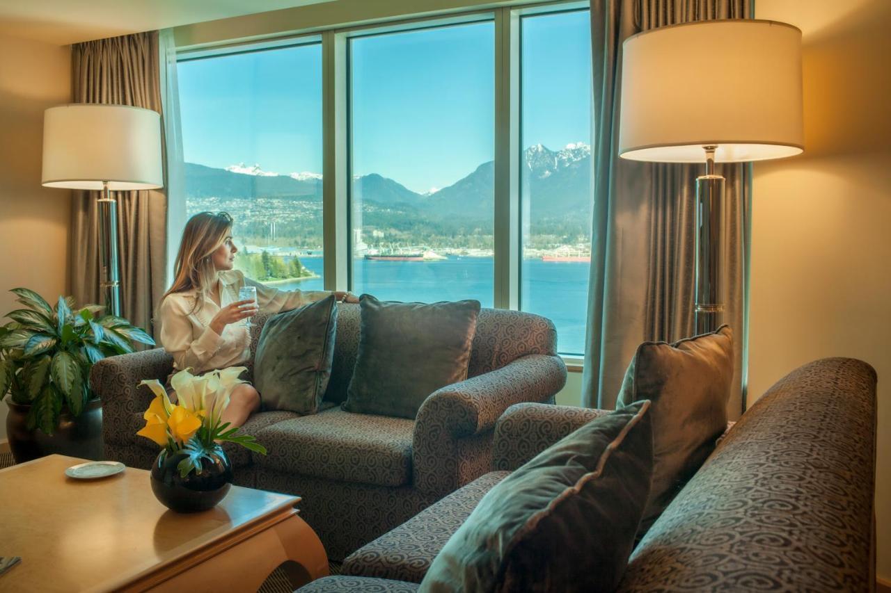 Pan Pacific Vancouver Exterior photo A guest suite at the Pan Pacific Vancouver